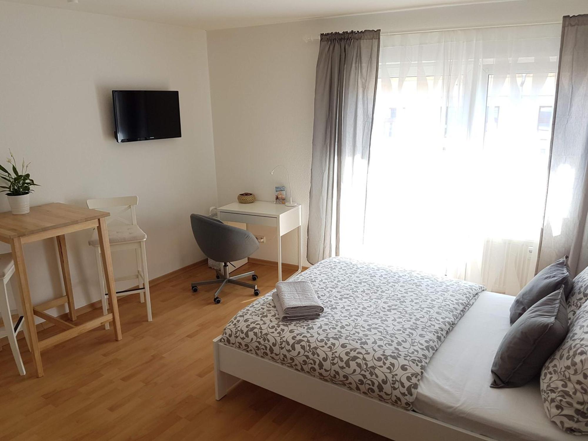 Studio Dresden Neustadt & Parking Экстерьер фото